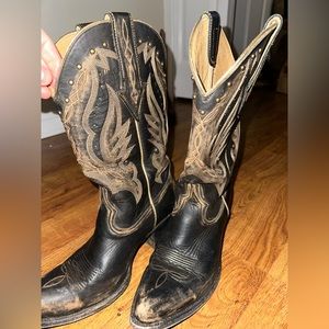 Idyllwind by Miranda lambert black and gold detail boots